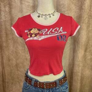 Vintage Y2K Baby Tee Ringer T-Shirt Cropped Monkey USA 02 Graphic Red Sporty